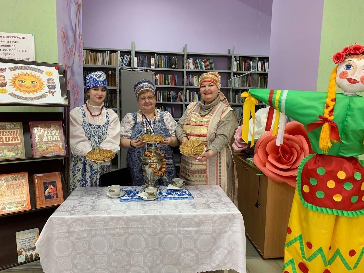 В массовых библиотеках Уфы прошел День национального костюма народов Республики Башкортостан