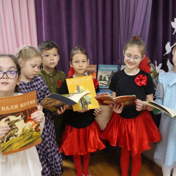 В детской библиотеке № 28 продолжаются мероприятия культурно-просветительского проекта «Героический ЖЕСТ» для читателей с нарушением слуха 