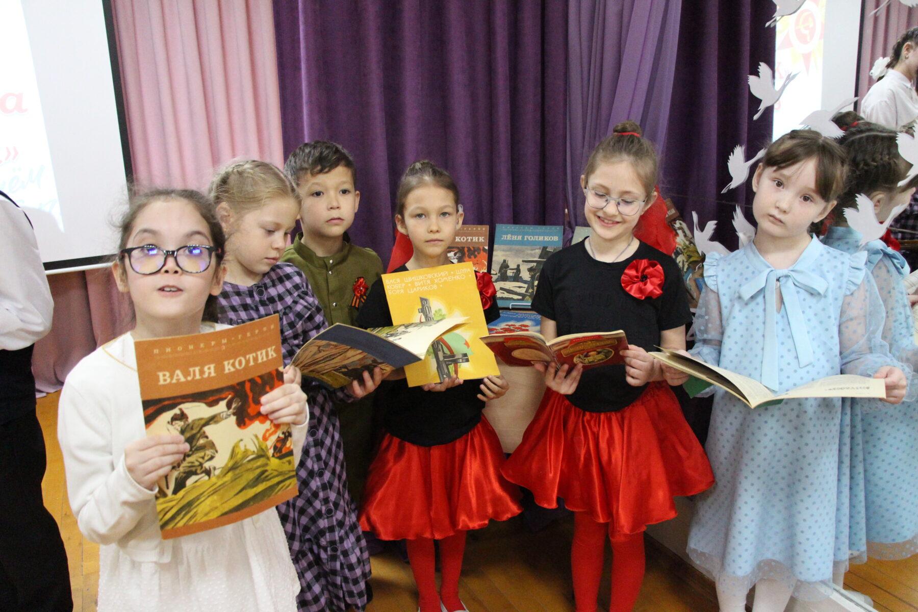 В детской библиотеке № 28 продолжаются мероприятия культурно-просветительского проекта «Героический ЖЕСТ» для читателей с нарушением слуха 